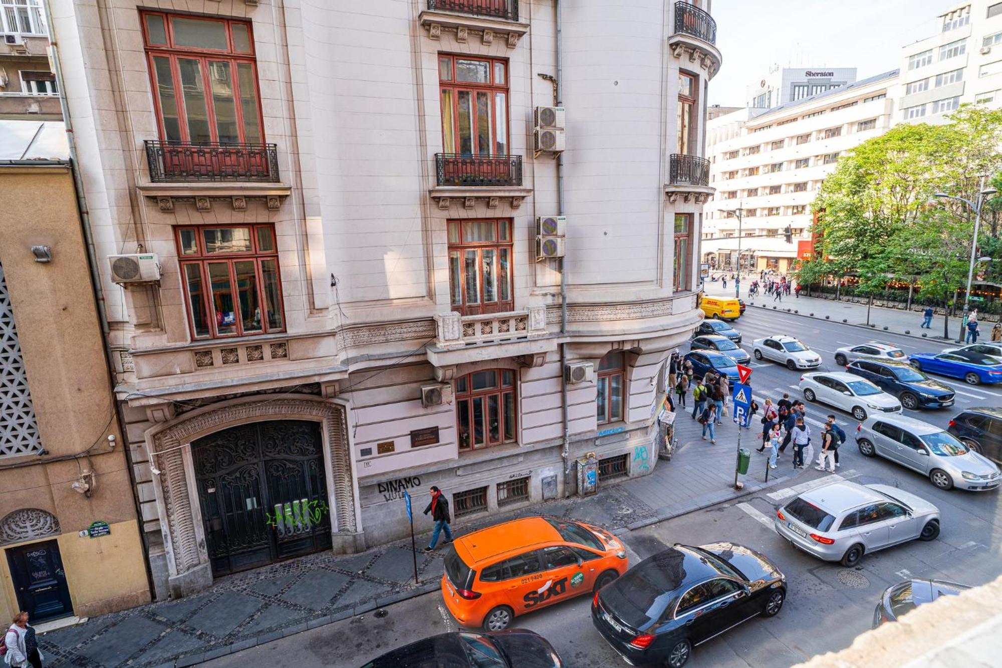 Cozy Apartments Near Calea Victoriei Bucharest Exterior photo